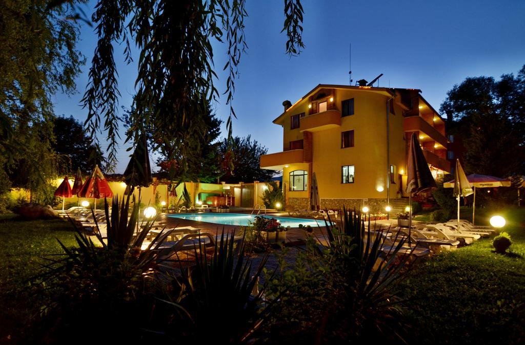 Family Hotel IV Велинград Екстер'єр фото