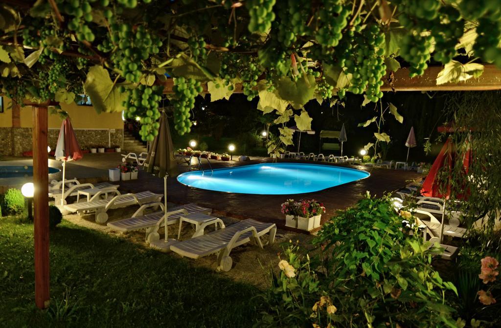 Family Hotel IV Велинград Екстер'єр фото