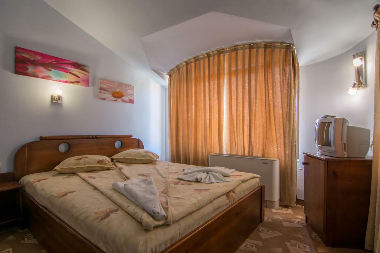 Family Hotel IV Велинград Екстер'єр фото